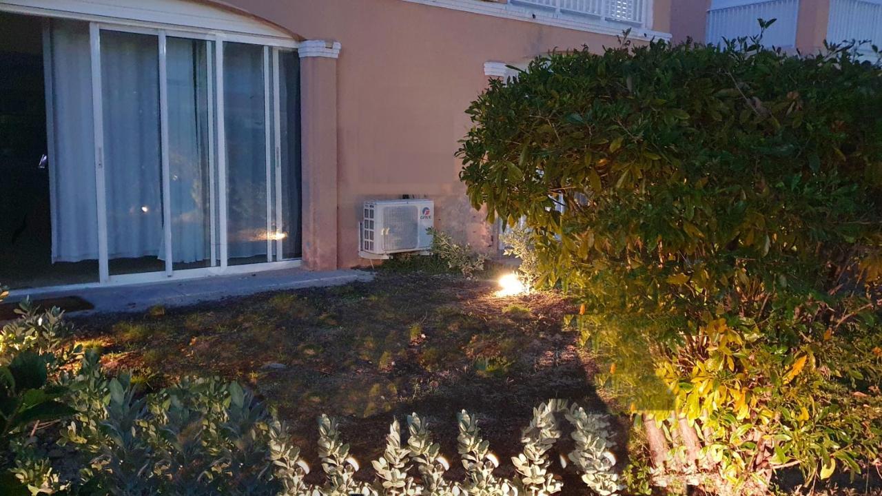 En Bord De Plage Baie Nettle, Appart 4 Couchages Tout Renove Sandy Ground Exterior photo